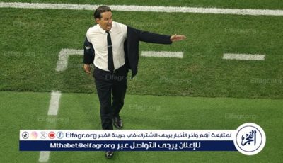 إنزاجي يتسلّم جائزة “الخنزير الذهبي” الساخرة بعد السقوط المدوي أمام باريس