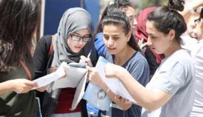بكاء طلاب الشهادة الإعدادية بالقاهرة من صعوبة الهندسة