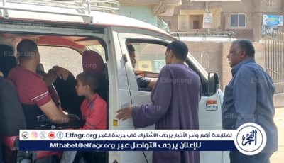 رئيس مركز قوص يتابع انتظام العمل بمجمع المواقف ويشدد على الانضباط المروري