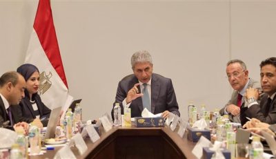وزير السياحة والآثار يترأس اجتماع مجلس إدارة هيئة المتحف المصري الكبير