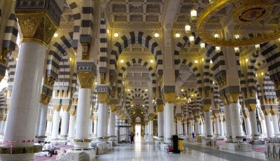 من رحاب المسجد النبوي.. الفنان أحمد سعد يعلن توبته ويبدأ رحلة جديدة