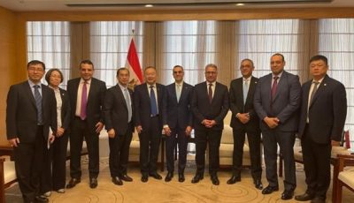وزير الاستثمار يبحث مع شركات صينية فرص التعاون في الطاقة وتحلية المياه والصناعات الاستراتيجية