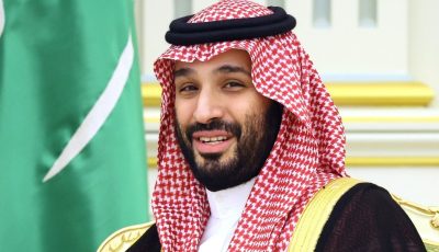 ولي العهد السعودي يلفت الأنظار بتفاعل خاص مع الأمير سلطان خلال استقبال عيد الأضحى