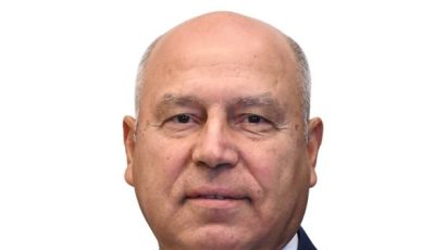 وزارة الصناعة استمرار فتح باب التقدم والحجز إلكترونيًا عبر منصة مصر الصناعية الرقمية حتى 15 يونيو 2025 لعدد 1800 قطعة أرض صناعية
