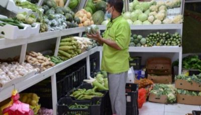 الموارد البشرية تُعلن عن قائمة الجنسيات المؤهلة للعمل في قطاع الخضار بالرياض بدءًا من 1447
