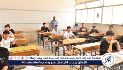 طلاب وطالبات الشهادة الإعدادية يؤدون امتحاني الهندسة والكمبيوتر فى أسيوط اليوم