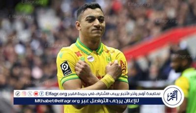 مصطفى محمد يدعم الزمالك من مدرجات ستاد القاهرة في نهائي الكأس