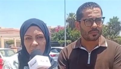 والدة صغيرة ضحية السرقة في دمياط: المتهم شد الحلق من ودنها وأصابها بـ 19 غرزة