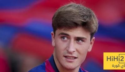 لاعب برشلونة يكشف عن مرشحيه للكرة الذهبية