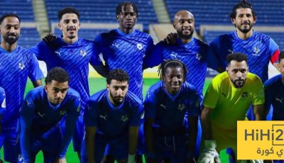ثلاثي بارز في روشن يطلب نجم نيوم